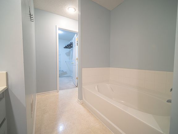 2nd image of 3229 N 103rd Ter