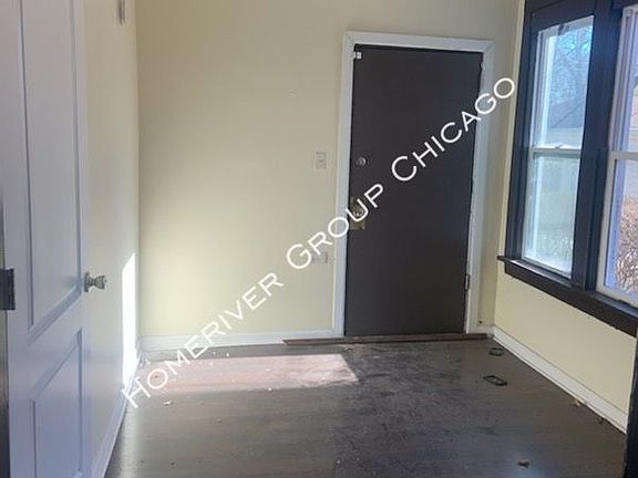 3rd image of 11727 S Lowe Ave #1