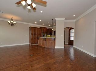 409 Long Acre Dr, Bossier City, LA 71111