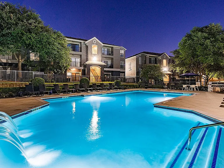 Oak Row North Dallas — Photo 13