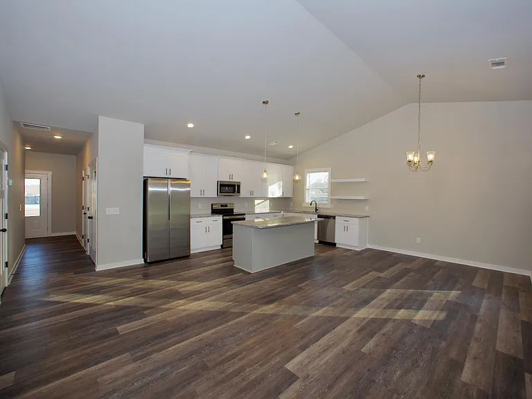 511 N Point Cir — Photo 7