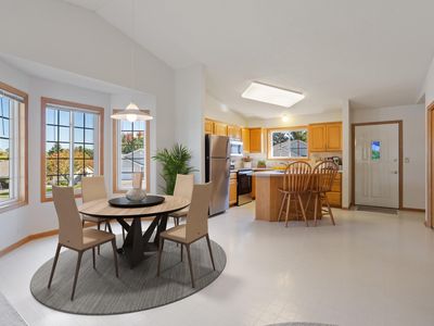 745 Sterling Ct, Saint Paul, MN, 55115