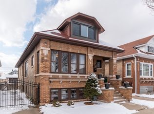 2408 Scoville Ave, Berwyn, IL 60402
