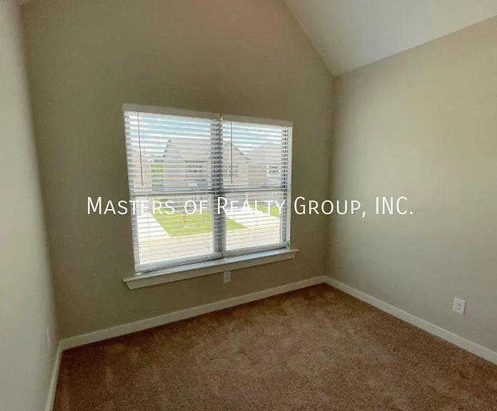 329 Shiloh Creek Dr — Photo 29