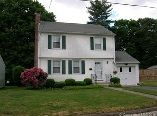 77 Schuyler Ave, Middletown, CT 06457