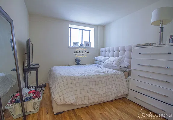 Rented by City Connections Realty | media 23