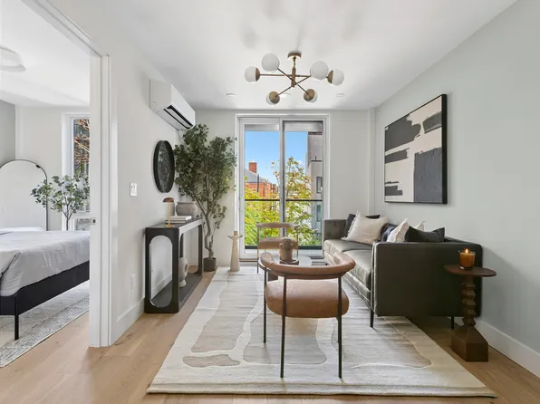 1811 Menahan Street image 1 of 6