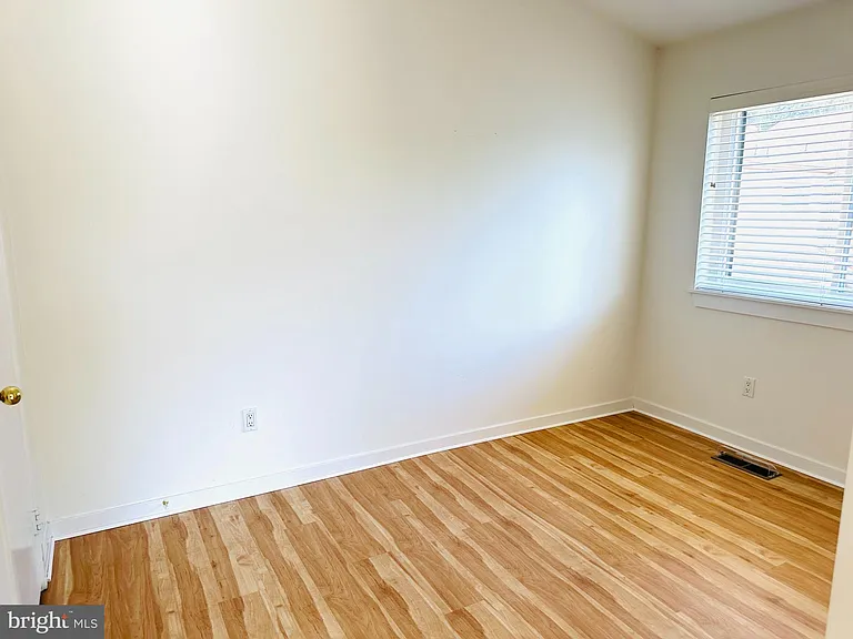8902 Battery Pl — Photo 11