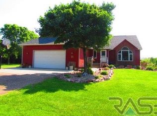 508 River Ave, Garretson, SD 57030