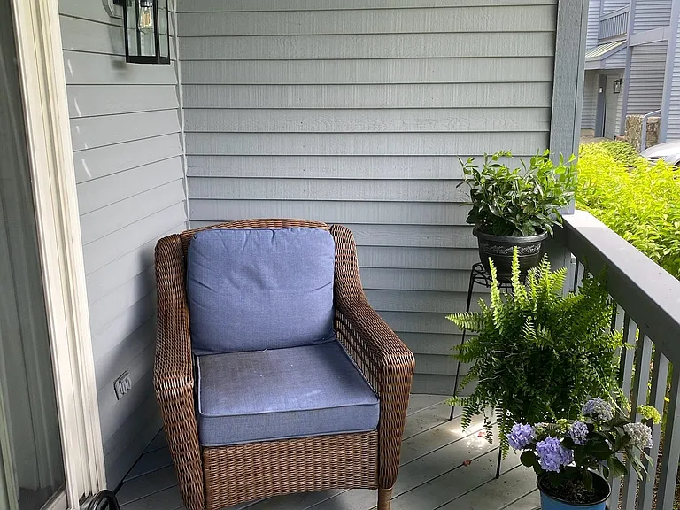 1 Island Dr #9 — Photo 31