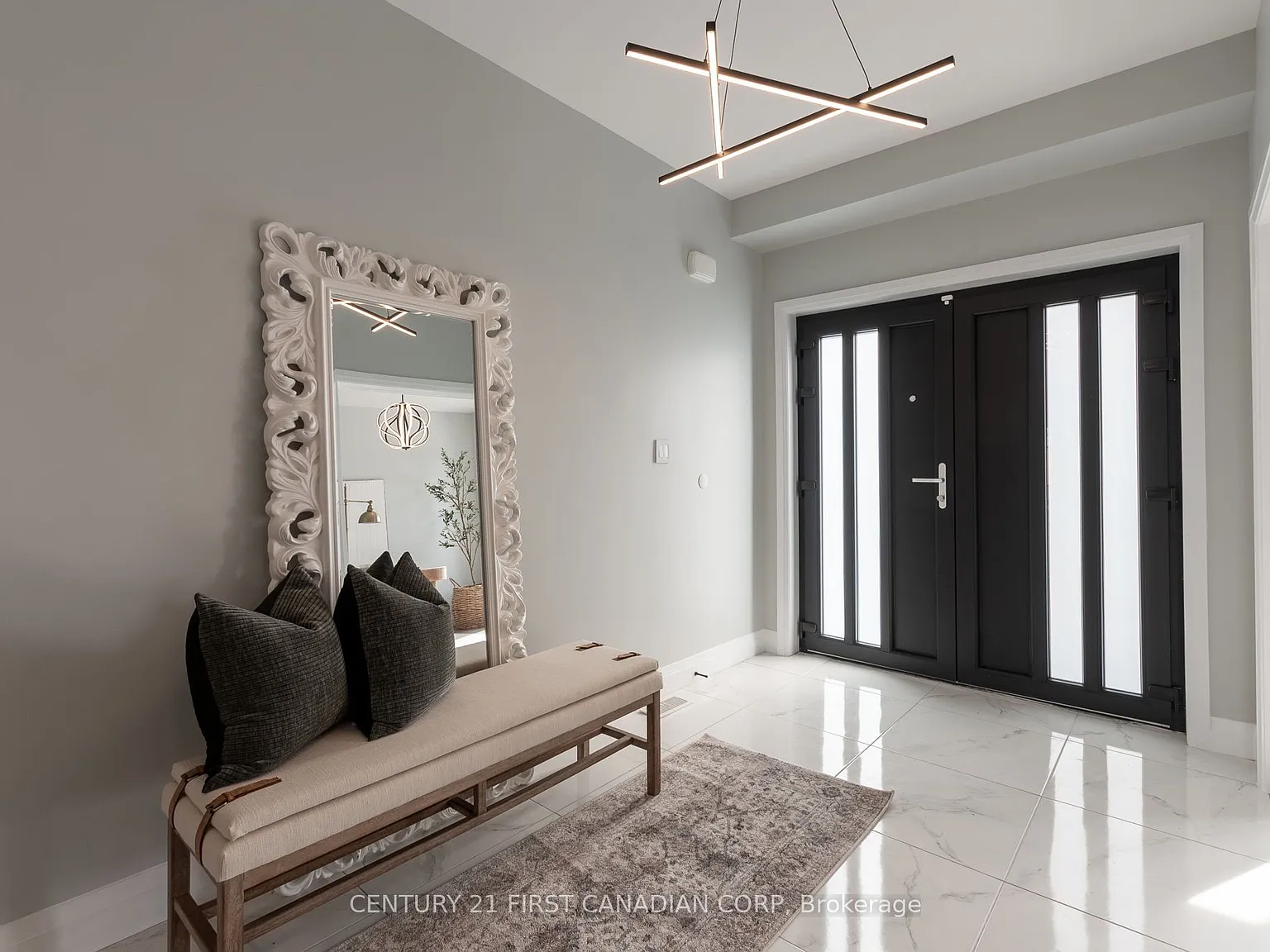 8 bed, $5,500 — Photo 2