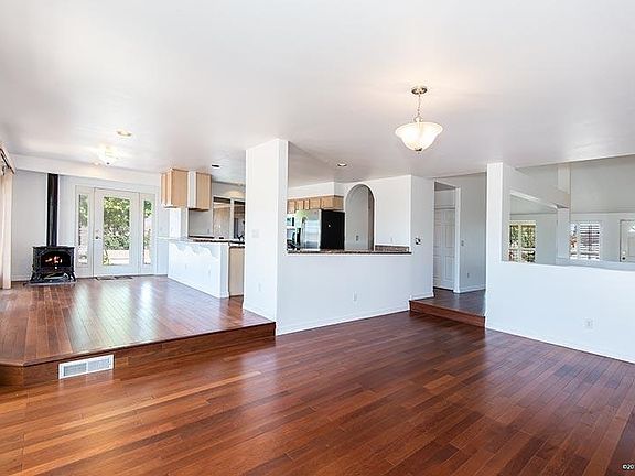 5th image of 8520 Bella Oaks Dr