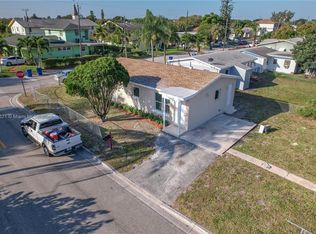3601 Rj Hendley Ave, Riviera Beach, FL 33404