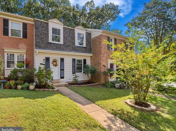 4927 Van Masdag Ct, Annandale, VA 22003