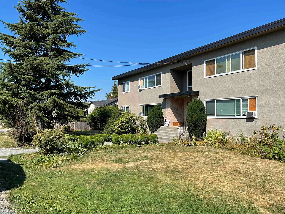 22535 Royal Cres #204