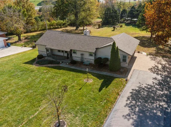 357 Gravois Pl, Fenton, MO 63026