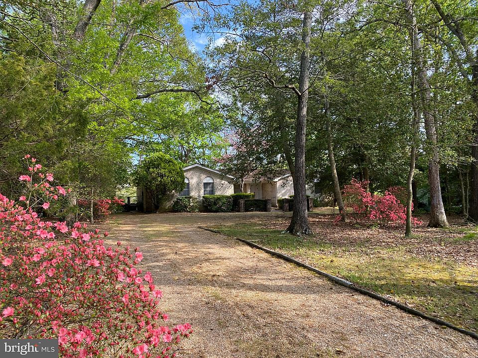 1st image of 22186 Monterey Pl