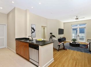 The Mark at Dulles Station Apartments, Herndon, VA 20171