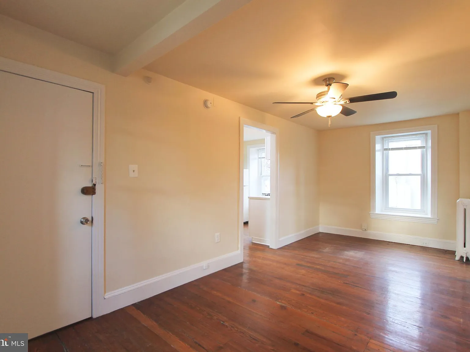 1 bed, 3441 sqft, $1,350 — Photo 3