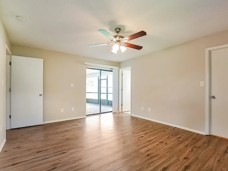 1014 Dishman Loop — Photo 10