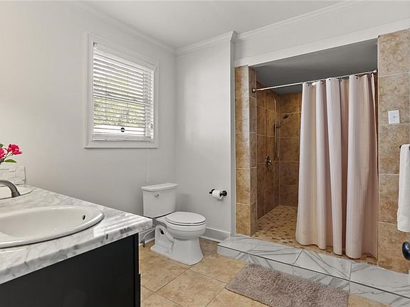 5th image of 3435 Nashville Ave