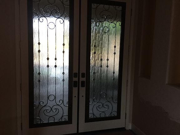 4th image of 700 Ivan Ct