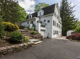 3 Westminster Ct, Montvale, NJ 07645