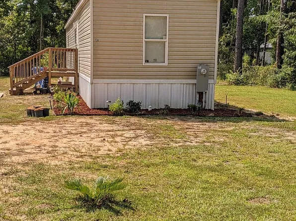 138 Maple St, Wewahitchka, FL 32465