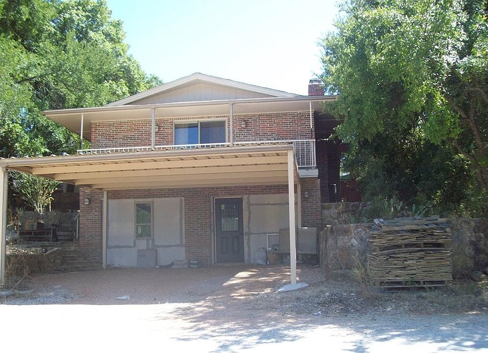 1st image of 6923 Emerald Dr