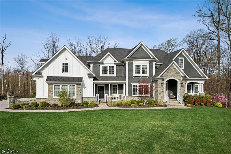 1st image of 17 COUNTRYSIDE LANE