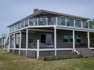 1664 Harbor Seal Dr, Pt Roberts, WA