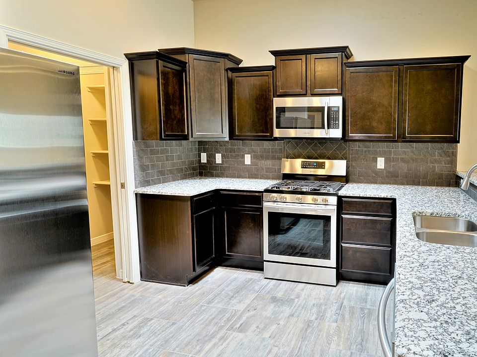 1st image of 4430 Levante Dr