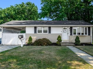 60 Ocean Blvd, Keyport, NJ 07735