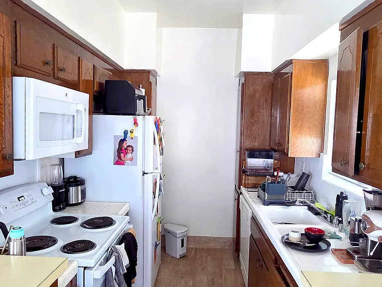 1246 Brockton Ave #8 — Photo 12