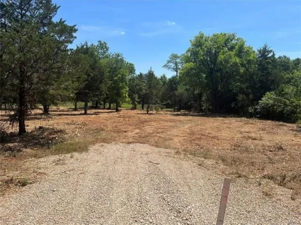 6342 Eastern Outer Rd, Bonne Terre, MO 63628