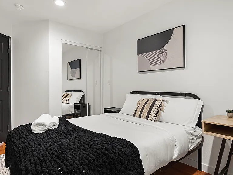 10777 Ashton — Photo 178