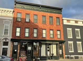 348 Warren St #3L, Hudson, NY 12534