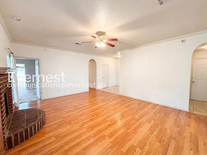 3705 Barbed Wire Dr — Photo 17