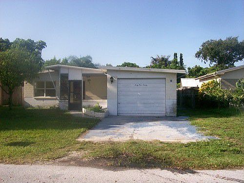 1st image of 4190 72nd Ave N