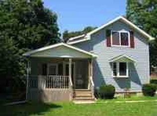 312 N Main St, Leslie, MI 49251