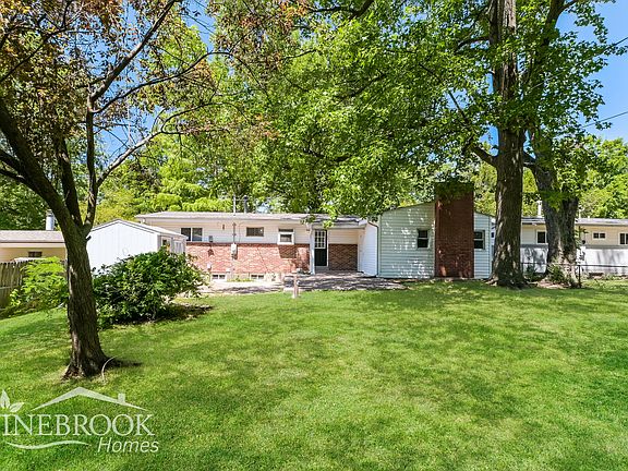 2nd image of 500 Saint Edward Ln