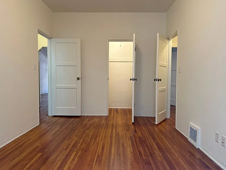 650 S Cloverdale Ave #1 — Photo 7