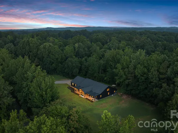 13546 W Highway 55 Hwy, Clover, SC 29710