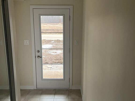 3rd image of 115 Melody Ln
