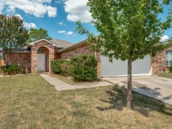1011 Port Aransas Dr, Little Elm, TX 75068