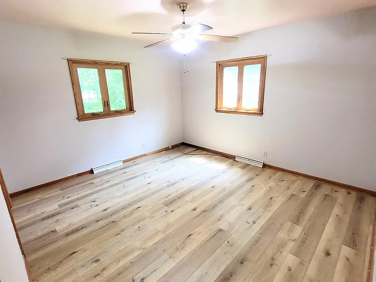 689 Deborah Dr — Photo 13