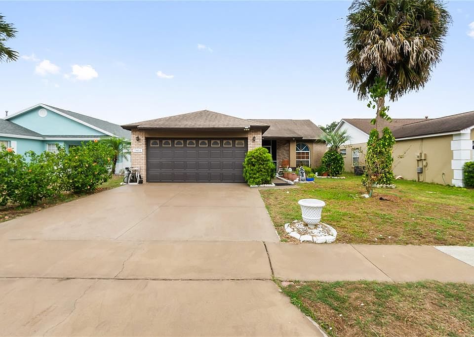 1st image of 7811 Myrtle Oak Ln