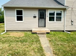 916 N Central Dr, Lorain, OH 44052