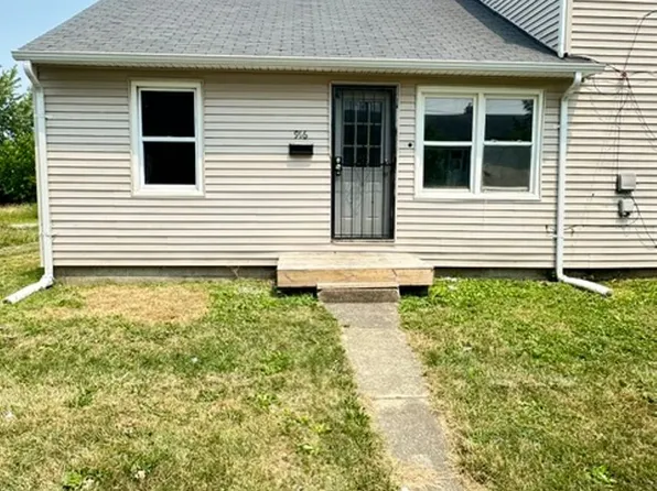 916 N Central Dr, Lorain, OH 44052