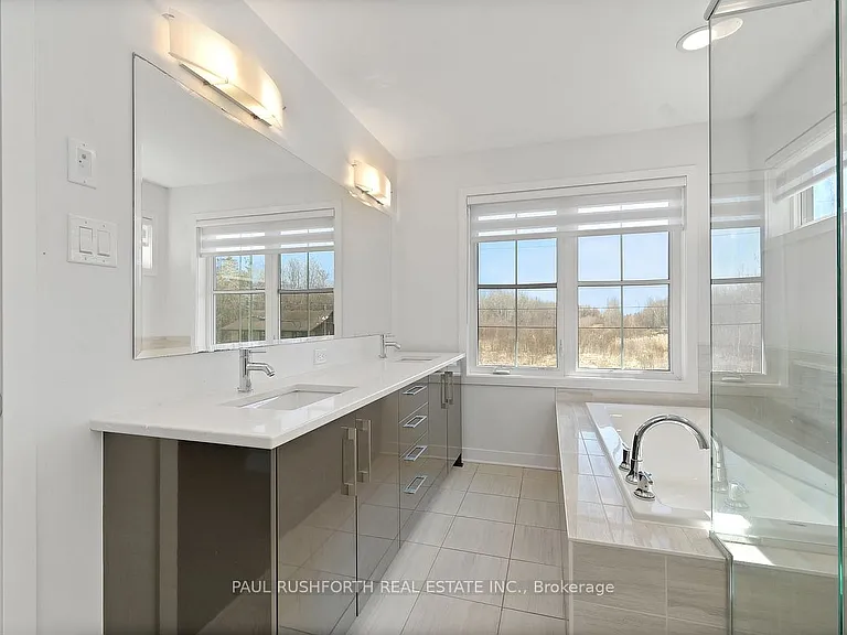 6483 Renaud Rd — Photo 24